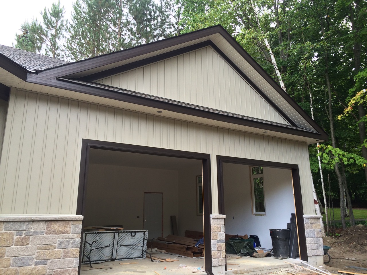 Garage Siding with Fusion Stone by Muskoka Exteriors