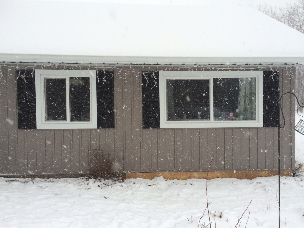 Winter siding project by Muskoka Exteriors
