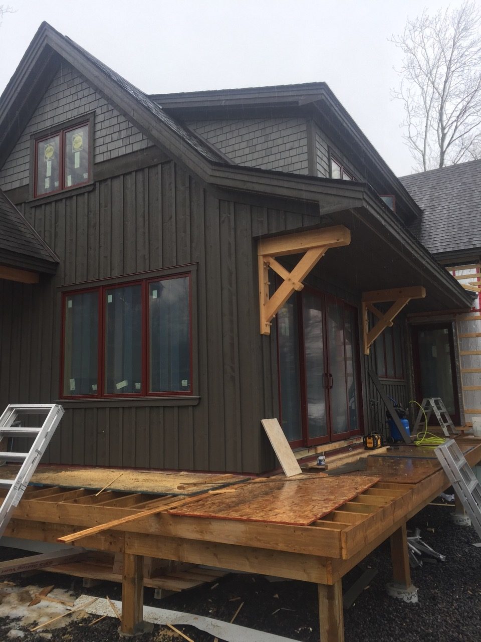 Board and batten Muskoka Lakes cottage by Muskoka Exteriors